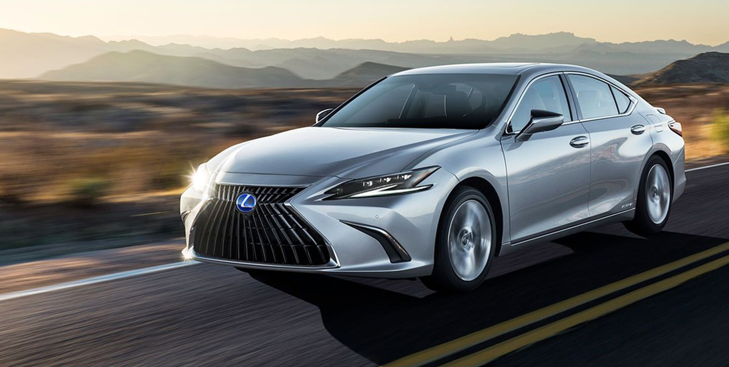 2025 Lexus Es 300 Hybrid Review Eilis Harlene